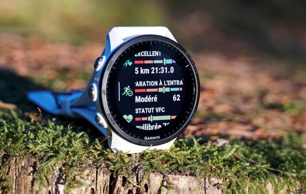 Montre CARDIO GPS pour le sport trail running triathlon GARMIN forerunner  255 bleue